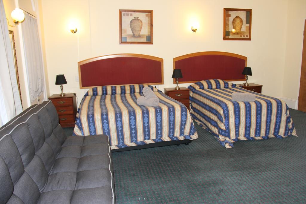Alpine Heritage Motel Goulburn Exteriör bild